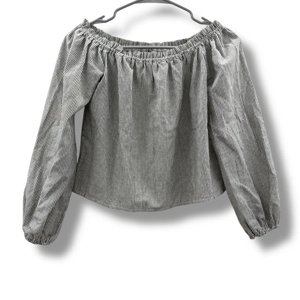 Brandy Melville Gray & White Striped Off The Shoulder 3/4‎ Sleeve Top One Size